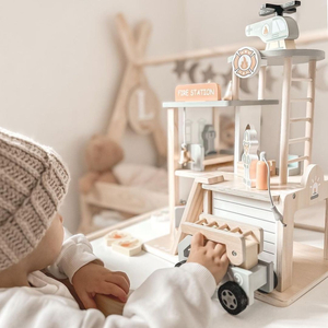 Brandstation i trä med tillbehör, brandkår