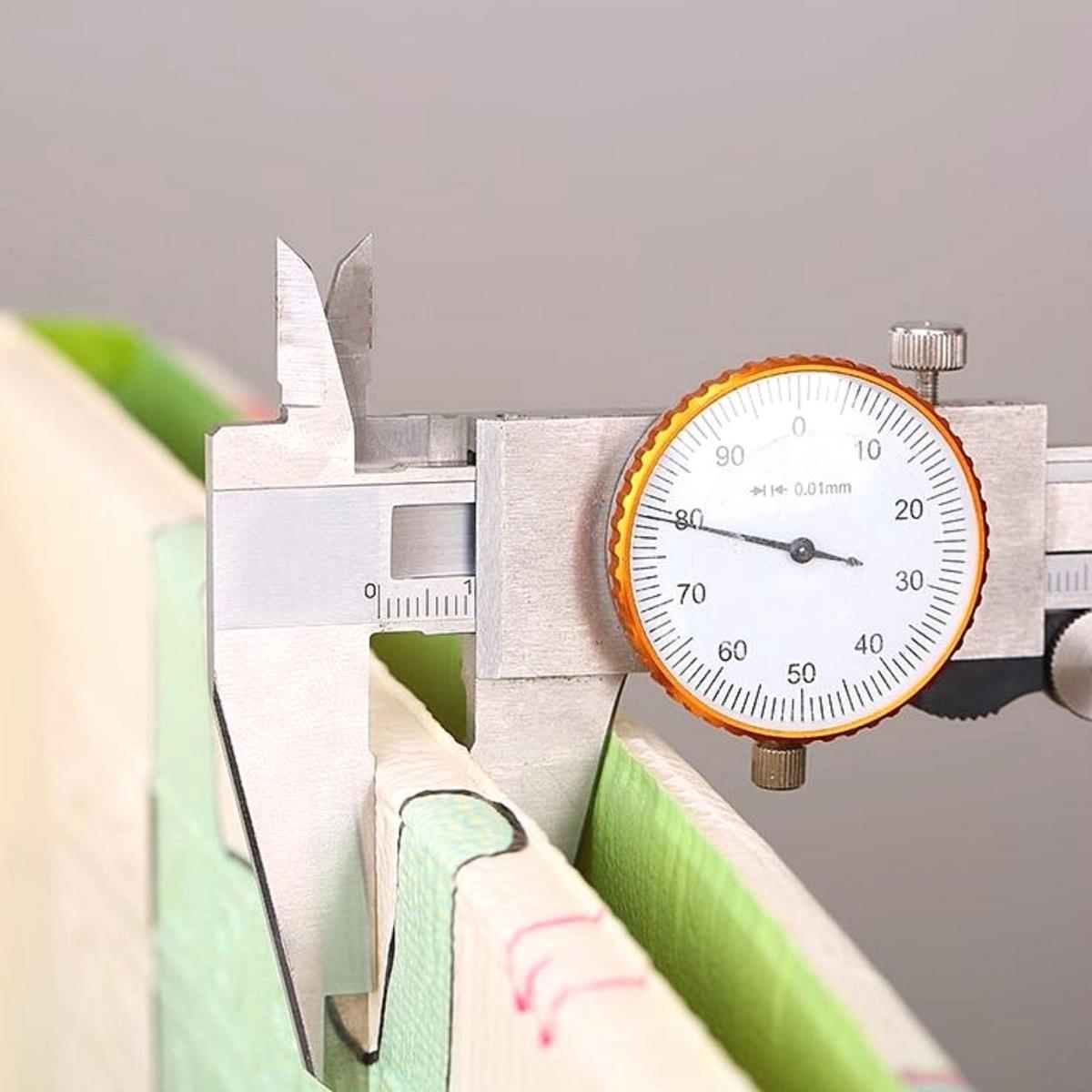 Dubbelsidig hopfällbar skummatta 180 x 120 x 1cm - Cosmos/Geometriska trianglar