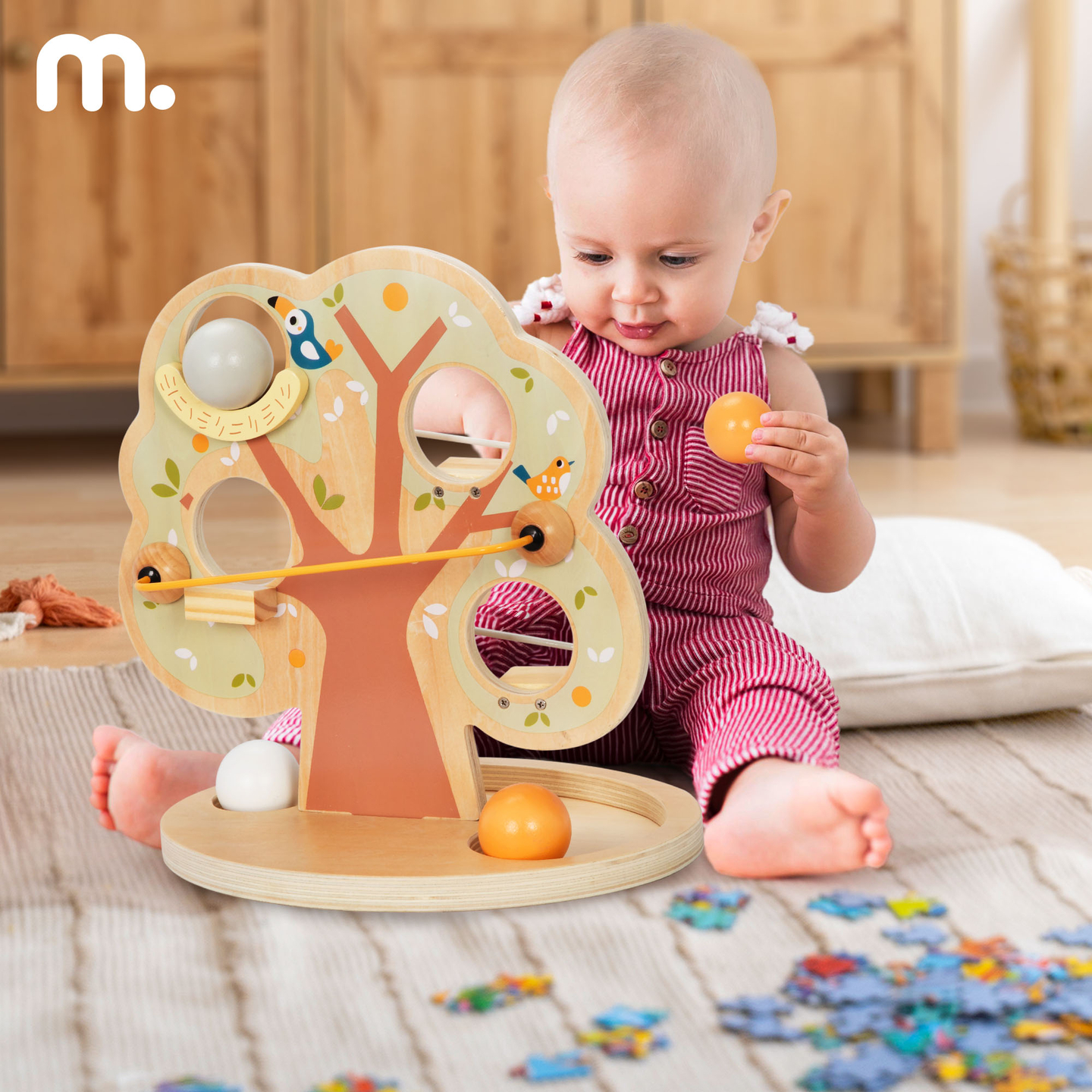 Rutschbana med träkulor - Grönt träd