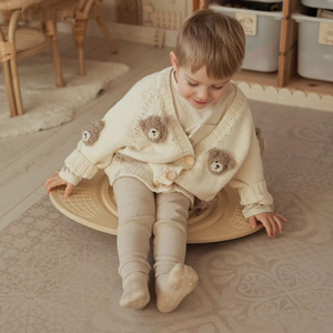 Balansbräda i trä med labyrint och kulor - balansvippa