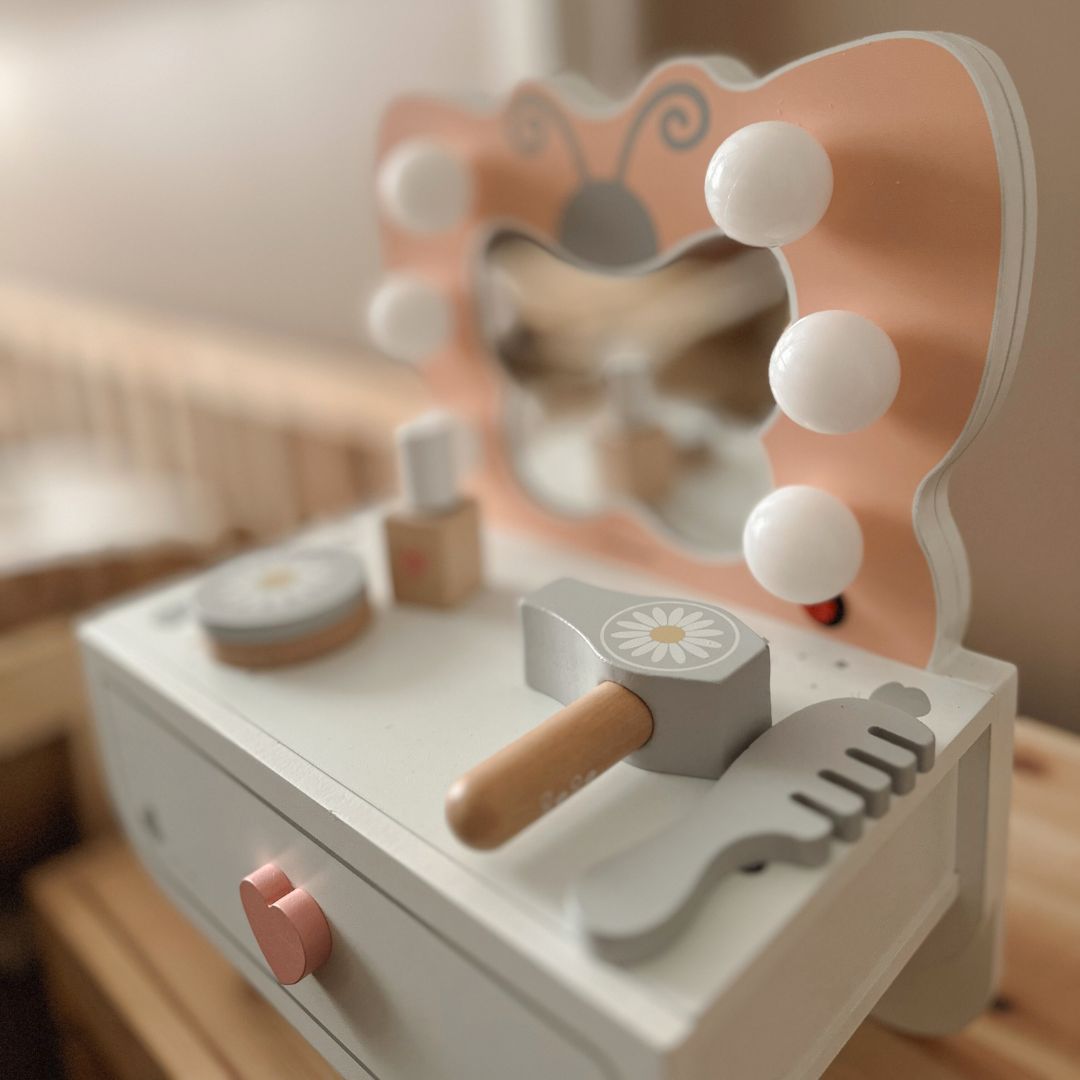 Mini sminkbord i trä med LED-belysning - Butterfly