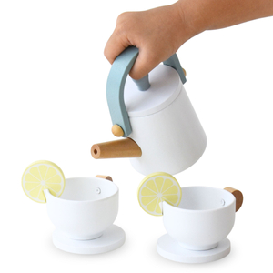 Stor teservis i trä med bricka - 17 artiklar