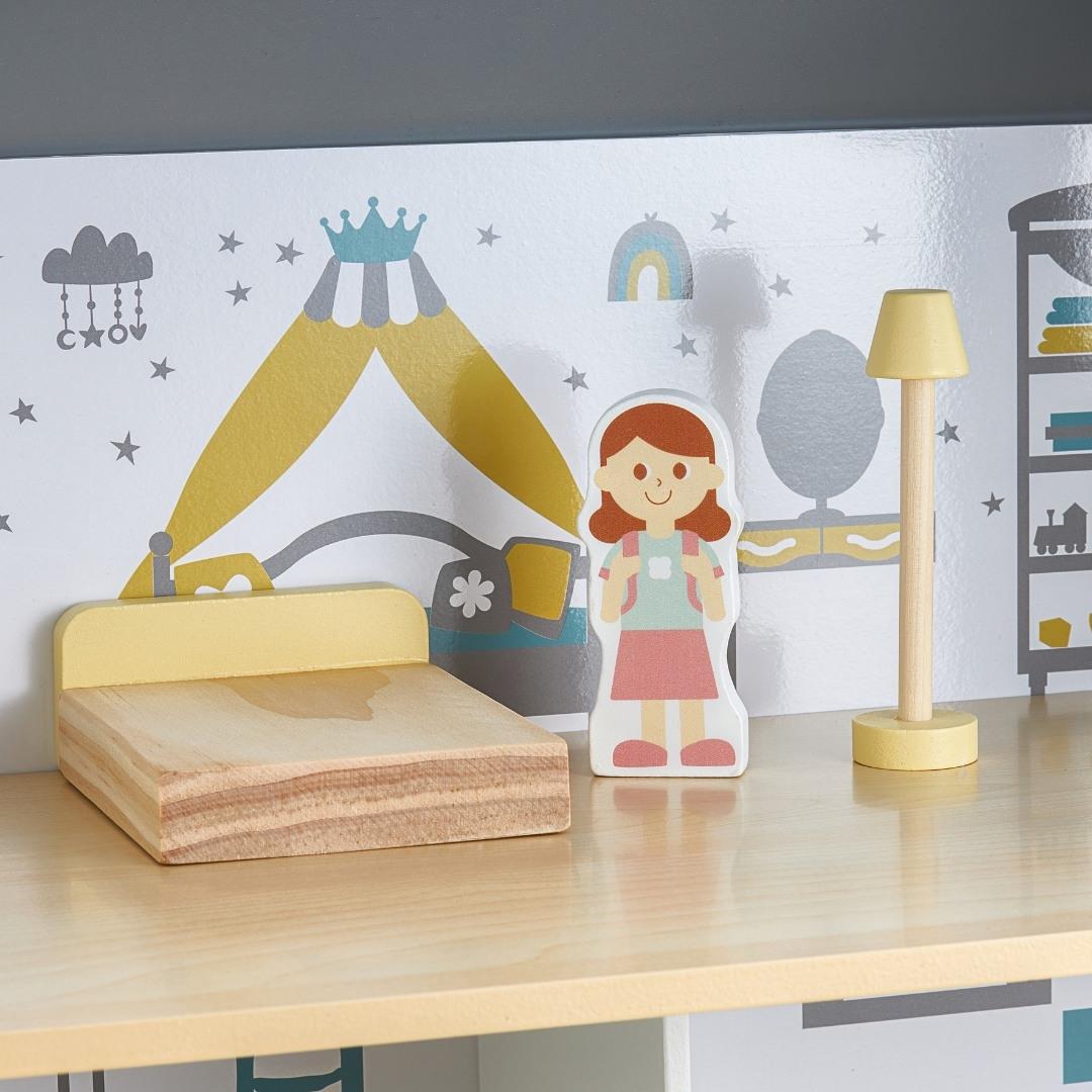 Dockhus i vitt trä med terrass och tillbehör