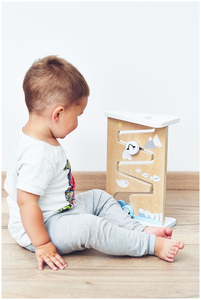 Trä med dubbelsidig sensorisk manipuleringsbräda