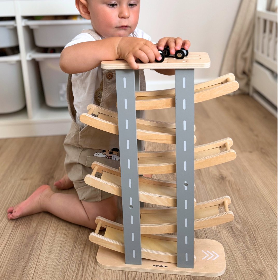 Träbana - rutschkana för bilar - 6 våningar