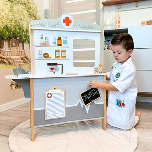 Läkarsjukhus i trä XXL - läkarset med tillbehör
