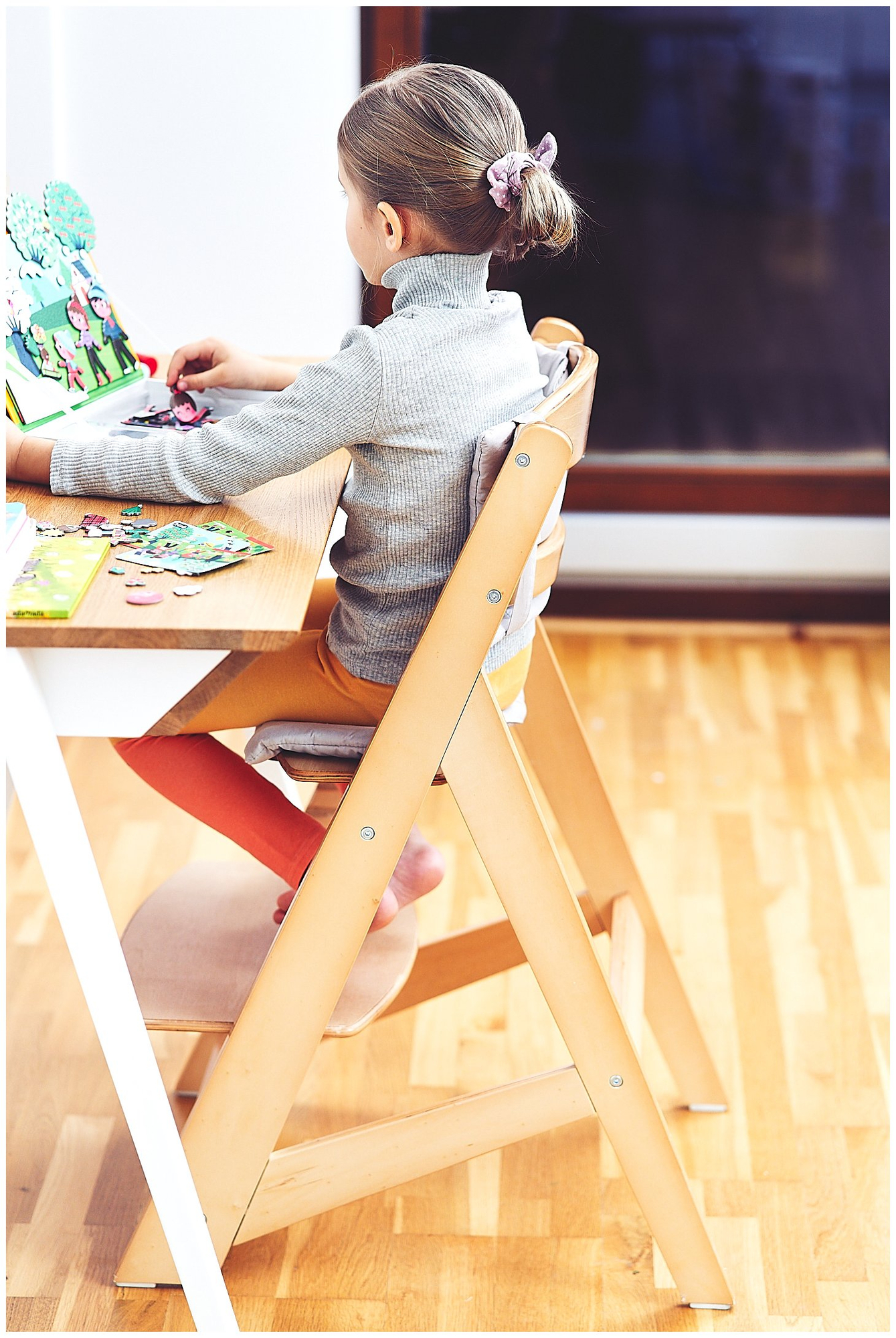 Träfödningsstol Moby-System WOODY - naturlig träfärg