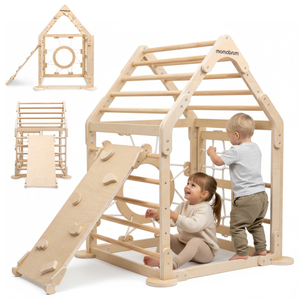 Trälekplats inomhus för barn - ett hus med stegar och en rutschkana