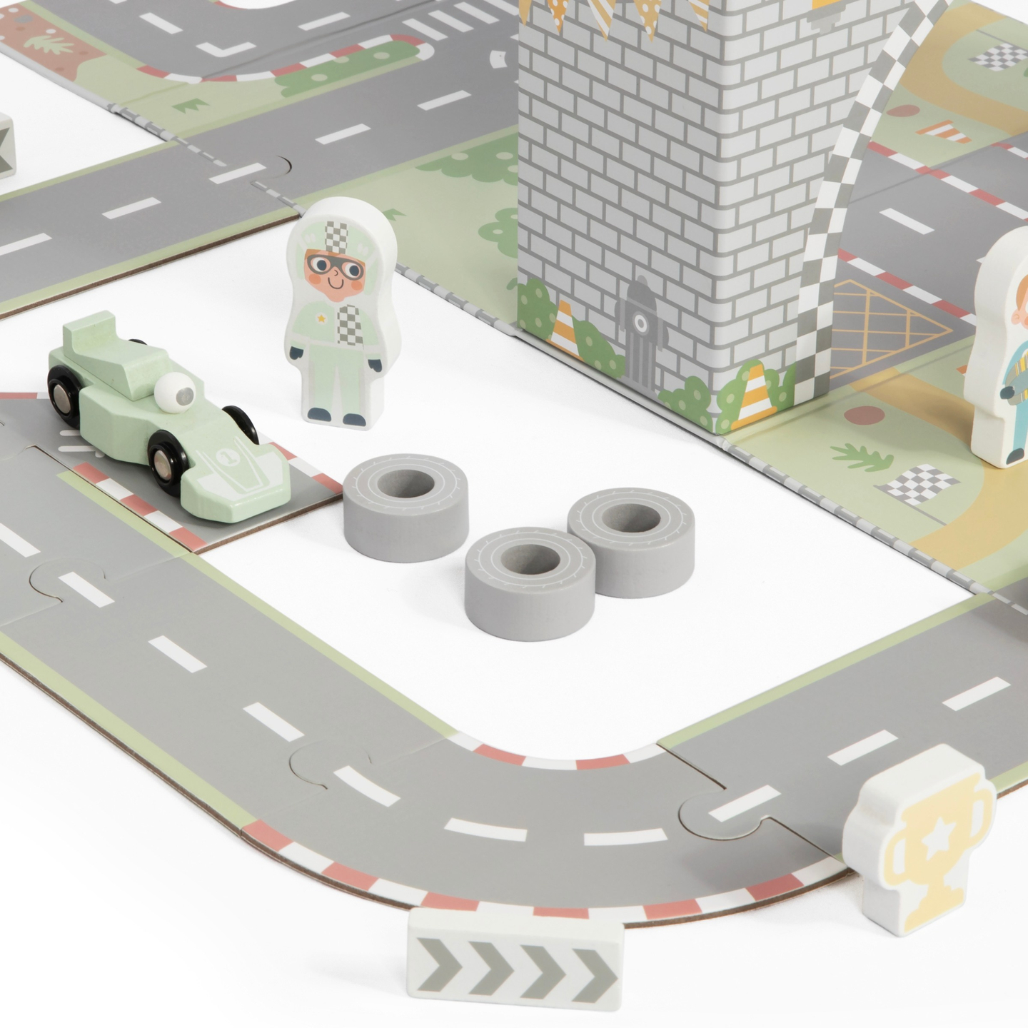 Magnetisk resväska med racerbana, träfordon och vägtillbehör