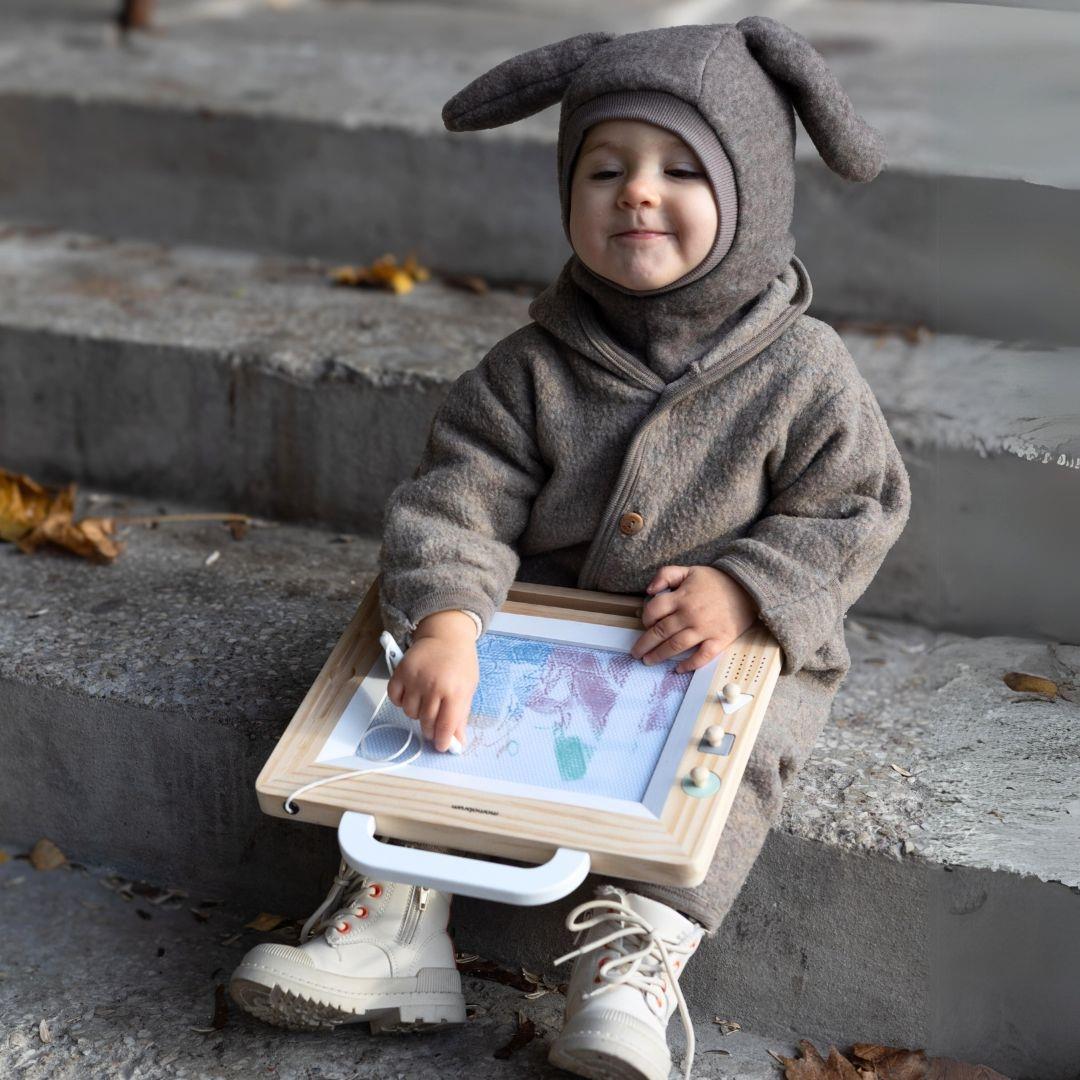 Träklippbok med stämplar - ritbord