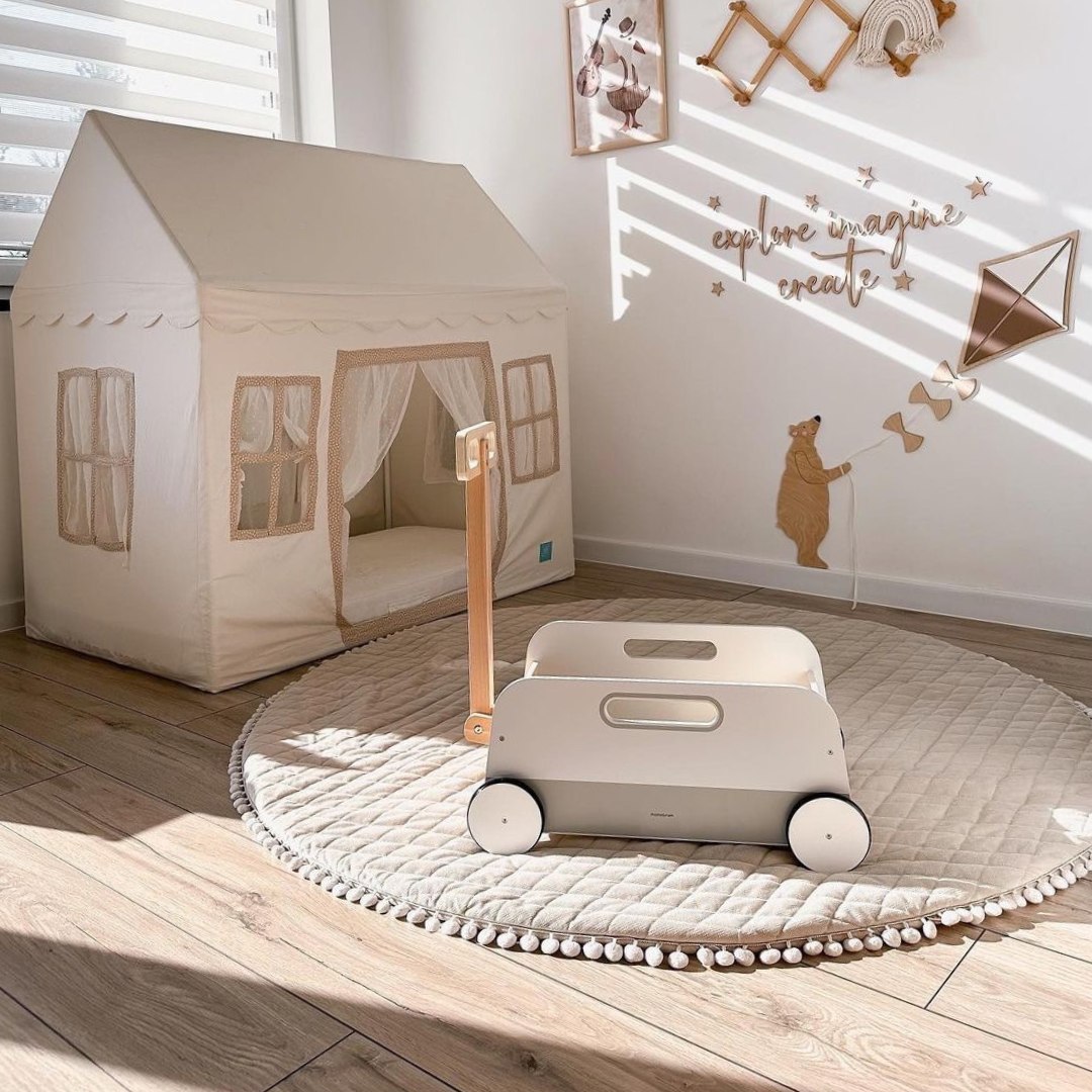 Leksaksvagn i trä - dra släpvagn