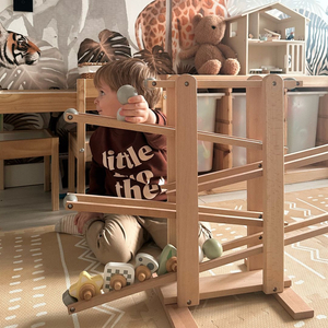 Stor återvändsgränd i trä - rutschkana med snurrande element