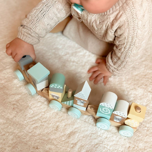 Tåg i trä med klossar för en pojke - Farm