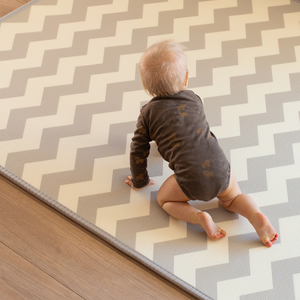 Dubbelsidig skumgummimatta XXL - rulle 2 CM (skog och sicksack)