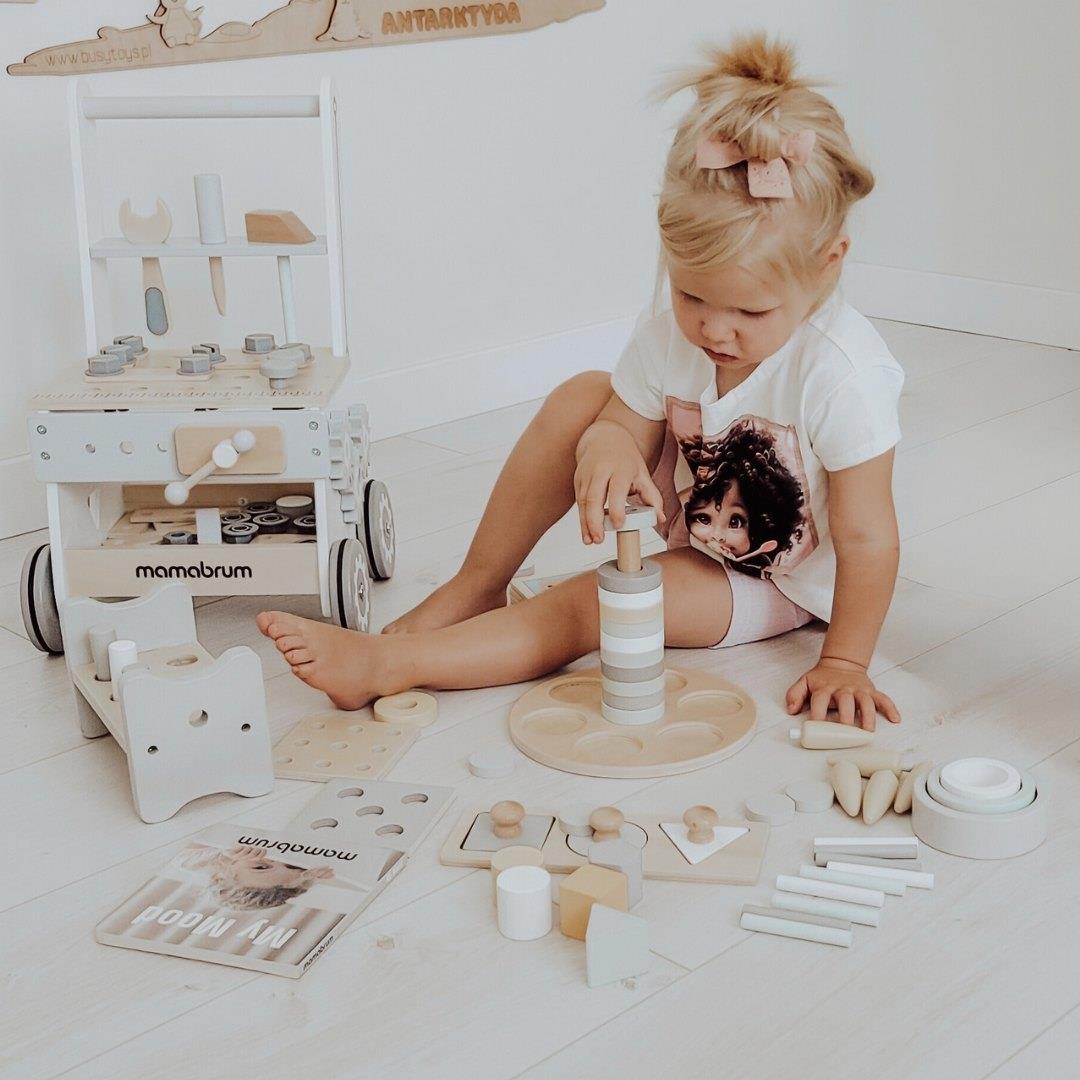 Montessori pedagogisk box för små barn - 6 leksaker