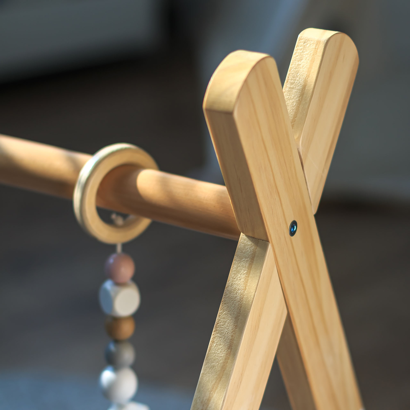 Baby Gym utbildningsställ i trä - vit färg