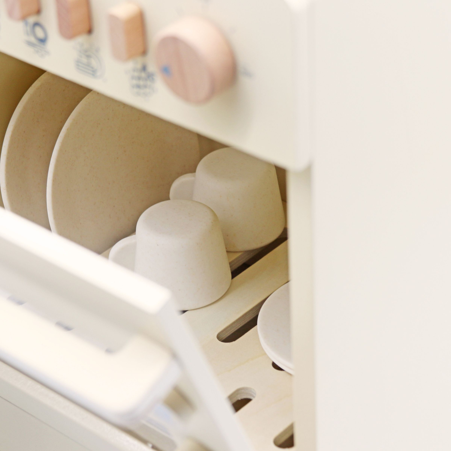 Trädiskmaskin med tillbehör