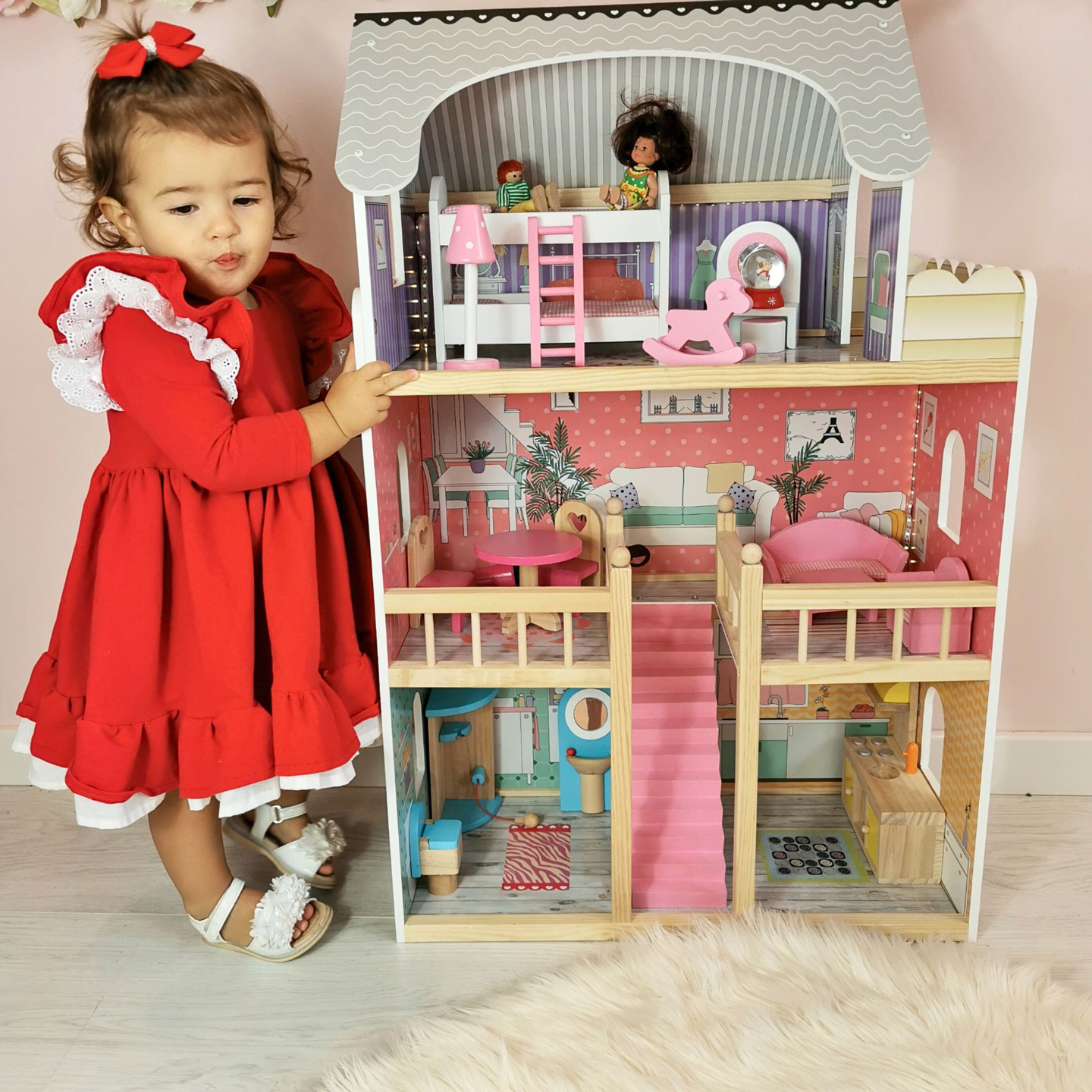 Stort dockhus i trä med 3 våningar, terrass, möbler och LED-belysning!