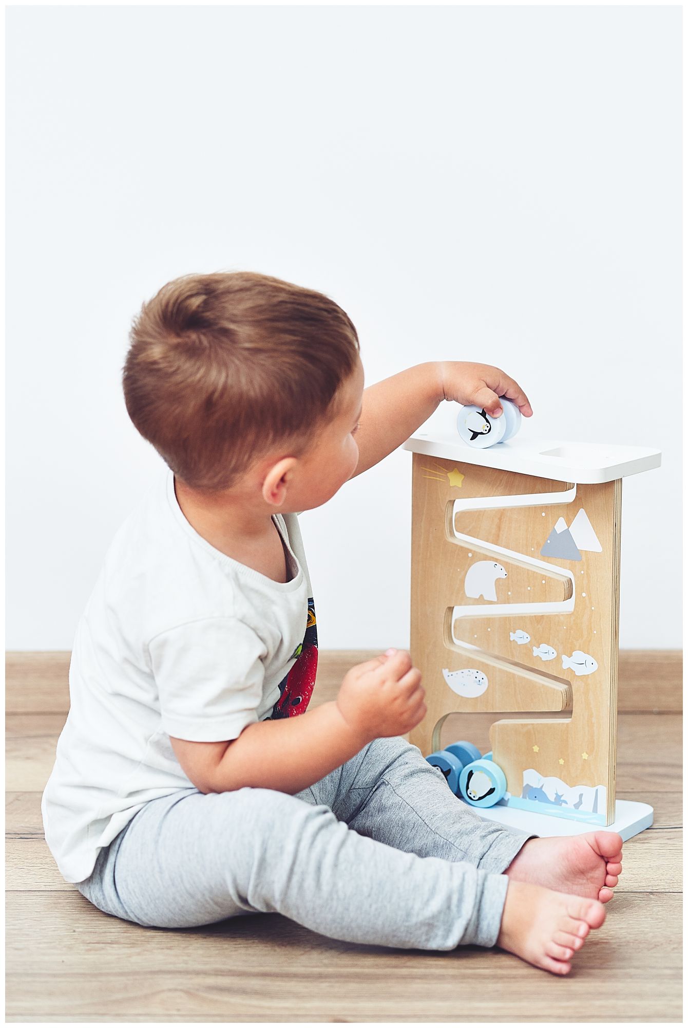 Trä med dubbelsidig sensorisk manipuleringsbräda